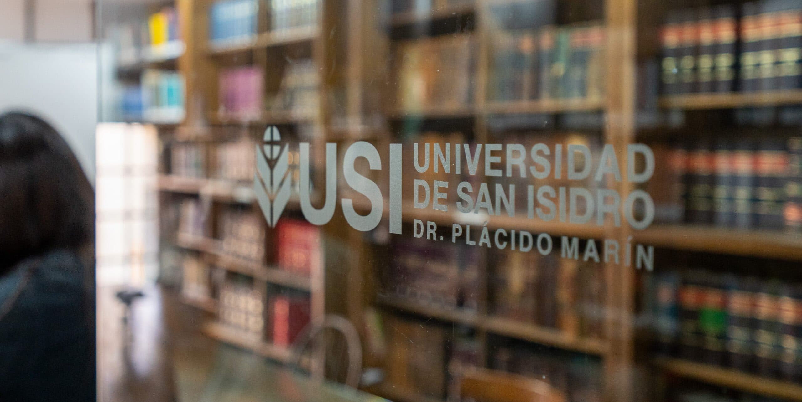 Biblioteca de la Universidad de San Isidro